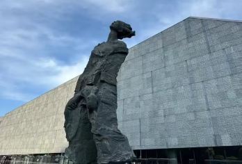 侵华日军南京大屠杀遇难同胞纪念馆【门票预约+资深老师讲解】【[深度讲解]专业导游深度讲解史展馆，拒绝走马观花，铭记历史】