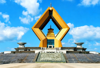 【精品私家团】法门寺-乾陵-茂陵一日游 独立成团· 专车接送【一单一团，拒绝与陌生人拼团；西安市全程车接车送；早上可睡醒晚出发】