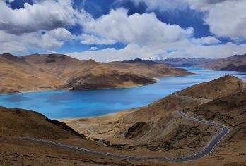 西藏羊湖半日游 | 羊卓雍措+卡若拉冰川或日托寺一日游【[天天发团]轻松出行，多套餐多车型可选择 ；】
