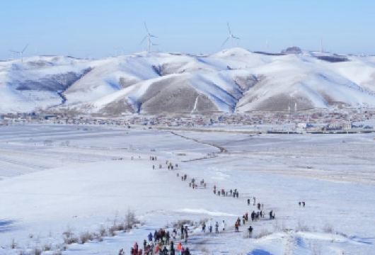 桦皮岭徒步一日游【8公里精华徒步踏雪+森林与雪原的完美结】【[品质纯玩]全程无购物，行程全透明，拒绝隐形消费，让您玩得省心更放心】