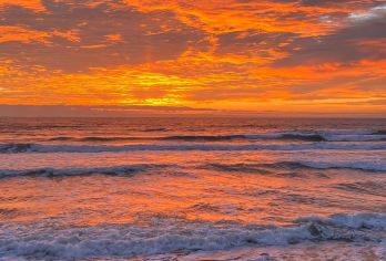 东山岛包车4小时半日游|南门湾+苏峰山+环岛公路打卡+澳角村【专车随行，随心串联风动石、金銮湾等分散景点，高效打卡不留遗憾】