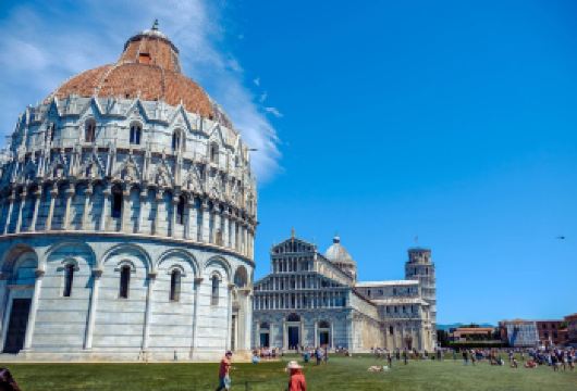 意大利佛罗伦萨+比萨-奇迹广场-圣吉米尼·中文司机包车10h【世界十大建筑遗产，探索罗曼式城堡建筑风格。】