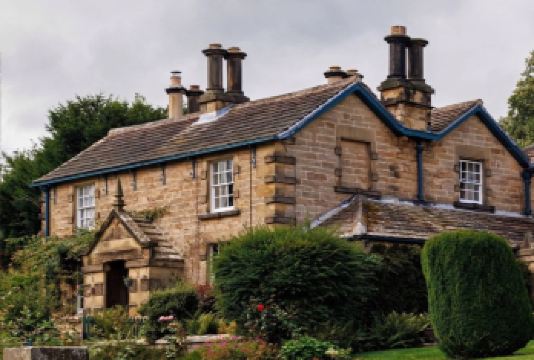 英国查茨沃兹庄园达西庄园一日游【伯明翰或考文垂出发】【中文司机】