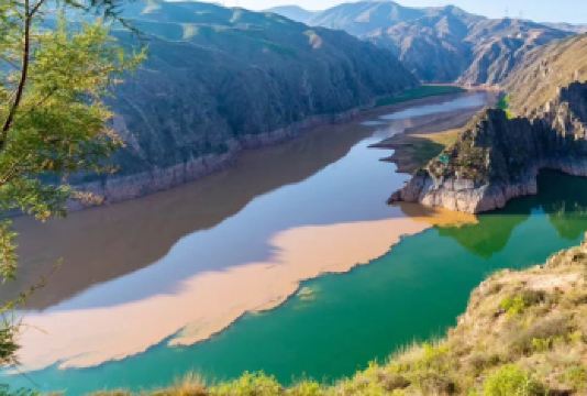 刘家峡+炳灵寺石窟一日游【洮黄交汇口/纯玩小团/小众旅行/】【纯玩小团，定点接送，畅玩各个景点，看甘肃“小洱海”】