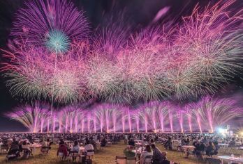 日本茨城2026年大洗海上烟火节一日游【东京出发｜保证出发】【2万发同步音乐烟火震撼夜空，并有“Whisky Papa”特技飞行队带来惊险刺激的空中表演】