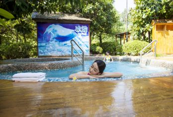 【新银盏温泉/银盏森林温泉2选1、广州周边游的真温泉】【[新银盏温泉]至近广州的直温泉、享受干湿蒸桑拿、泥沙浴、日式水疗SPA池等】