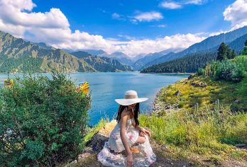 天山天池丨博格达峰一日游【乌市周边2-6人商务接待精品小团】【领队全程陪同进入景区；讲解游玩攻略后约定下山时间开始自由活动；】