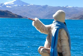 羊卓雍错+卡若拉冰川一日游【4人/8人可选+无人机】【[4人小团]越野小团，赠一人一瓶3L钢瓶氧气 或 一车一瓶10L钢瓶氧气；[8人商务团]不含氧气】