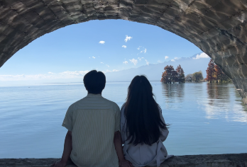 环洱海+生态廊道+喜洲古镇+双廊古镇+理想邦【纯玩大巴团】【360度感受洱海的美，含导游，含午餐】