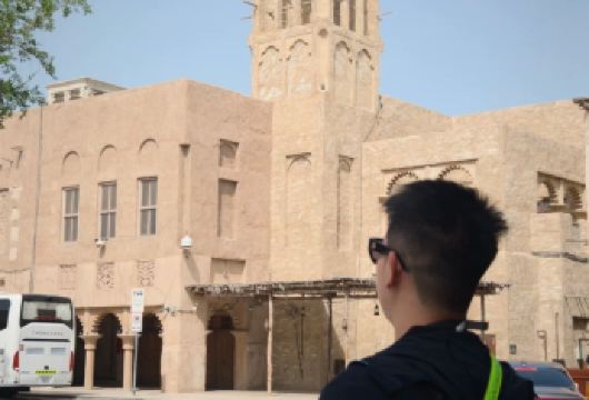 迪拜市区-经典网红景点打卡-可阿联酋/阿布扎比周边包车-精选【包车一日游，解锁旅行新方式！独立车辆配备经验丰富的老司机，为您量身打造专属行程。】