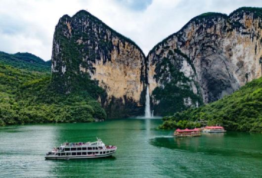 恩施大清江景区一日游【 魅力清江山水 纯玩 无购物】【包接包送：恩施火车站/恩施市区酒店免费接送！】