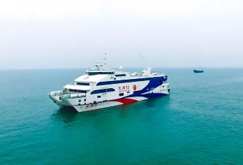 北海涠洲岛一日游【往返船票+景区门票+岛上景点用车】【全程不进购物店，网红景点全覆盖，岛上海景满足你对大海的一切幻想。】