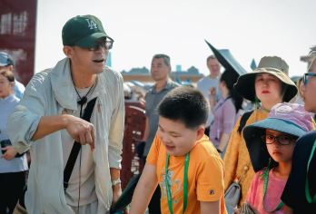 北京故宫博物院一日游【深度在线】+可选网红讲师【深度在线很专注，8-10年旅游从业经验，5年深度景区讲解经验。】