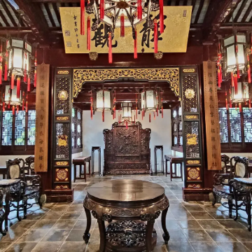 上海博物馆+城隍庙+豫园+上海海洋水族馆+水裹·汤泉生活