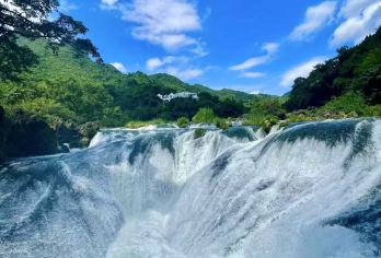 黄果树瀑布+陡坡塘+天星桥一日游【品质纯玩+无购物】【[经典必选]5A级景区，黄果树瀑布、天星桥、86版《西游记》片尾曲取景地-陡坡塘，精华景点一个不落。】