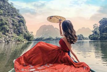 华闾+长安/三谷一日游+可选舞山｜可选VIP小团｜河内出发【游览华闾古都，探访丁、黎王朝遗迹，并前往舞洞（Hang Múa / Mua Cave）登顶观景。】