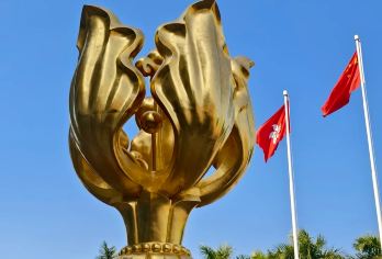 香港石澳海滩+赤柱+维多利亚港【10小时包车，可自定义行程】【随停随玩​：热门商圈自由穿行，避开人流高峰】