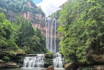 【2-8人私家团】四面山1日游-含门票-纯玩无购物-上门接送【[省心游玩]老司机全程管家式服务，让你放心游玩没有后顾之忧】