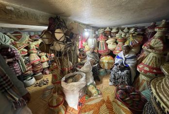 埃塞俄比亚&亚的斯亚贝巴一日游【人类起源与城市之巅全景游】【一日穿越百万年！从人类始祖“露西”，到皇家教堂的辉煌，再到恩托托山巅俯瞰全城】