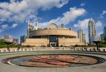 上海博物馆+东方明珠+外滩+城隍庙一日游【包车出行行程可调】【[专车接送]行程自由，边走边看风景】