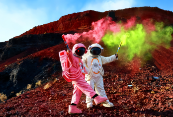 辉腾锡勒草原+乌兰哈达火山一日游【8人小团|上门接送】【[纯玩小团]呼和浩特/乌兰察布同时发车，封顶8人小团】