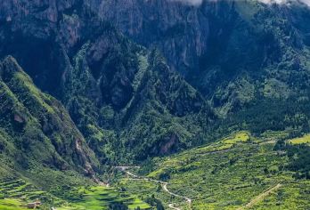 拉卜楞寺+桑科草原+达尔宗湖包车一日游【一单一团/上门接送】【1单一团，市区上门接送，说走就走，无需等待。】