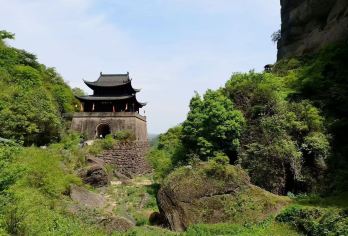 广元剑门关+翠云廊+昭化古城直通车一日游《纯玩无购物》【登剑门雄关】