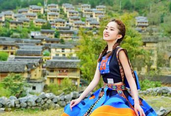 河池小三峡+洞天酒海景区+南丹瑶望天下一日游（私家团）【瑶都秘境、白裤瑶、火枪、画眉鸟】