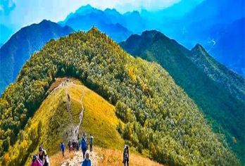 东灵山挑战高峰-腾云驾雾赏旷世之美【纯玩无购物】