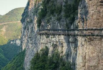 湖北恩施腾龙洞+鹿院坪包车一日游可英文服务【可提供英文及小语种导游服务-往返接送-可选导游-可代订门票】