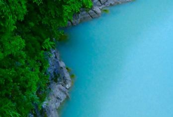 四川达州巴山大峡谷+张爱萍故居+西圣公园包车一日活动英文服务【穿巴山大峡谷，访将军故里，缅红军事迹，览西圣风光。。】