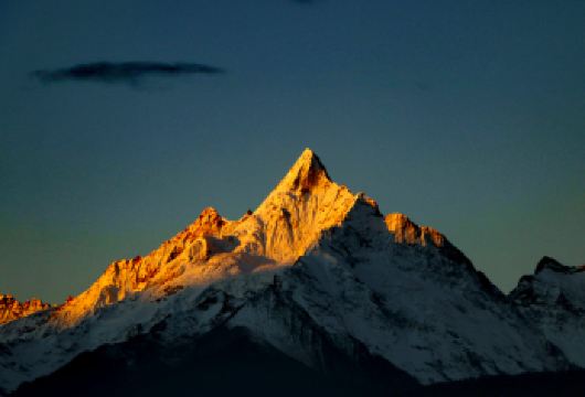 香格里拉至梅里雪山一日游【观日出赏星河·赠衣氧&贴心早餐】【[臻享]8人小团/15人团/私家团任选，赠氧气和备防寒服，8人小团可选贴心早餐、撒隆达和创意摆拍】