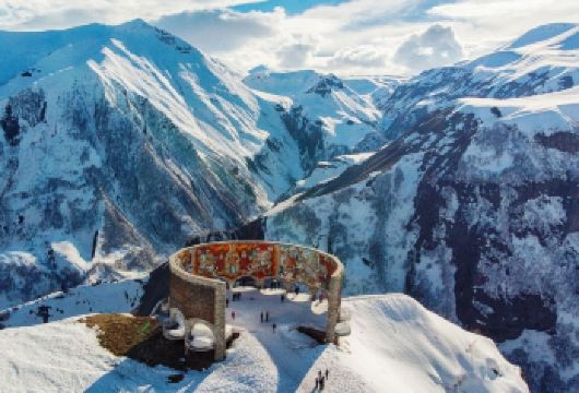 格鲁吉亚第比利斯古道里滑雪场包车一日游【精品包车，私享空间，上门接送，轻松出行】