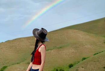 S101省道一日游【私家小团+公路之旅·全段穿越随手拍大片】【[亲近自然]这是一条鲜为人知的天山公路。它是一条废弃了半个多世纪的公路，也是一条景观奇绝的 地理走廊】