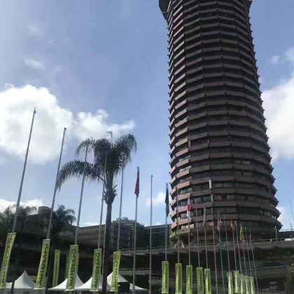 肯尼亚内罗毕一日游【包车--野生动物爱心之旅】