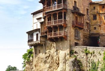 西班牙马德里往返昆卡 + 钦琼小镇-可包车-精选【专属客服和本地中文司机，一家一团包车】