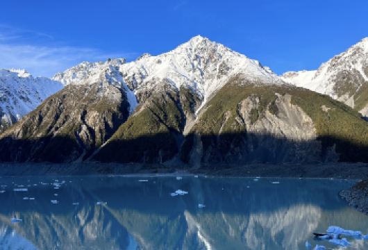 皇后镇包车一日游（库克山国家公园+普卡基湖+冰川徒步）【. 10小时浓缩精华：覆盖冰川徒步、牛奶湖打卡、高山峡谷三大核心景观；】