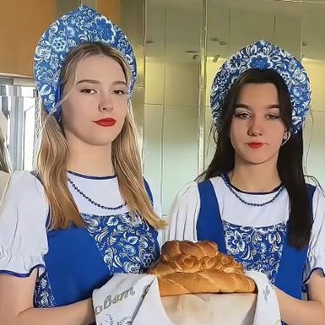 俄罗斯红石（即克拉斯诺卡缅斯克）一日游（特色迎宾+大肉串）