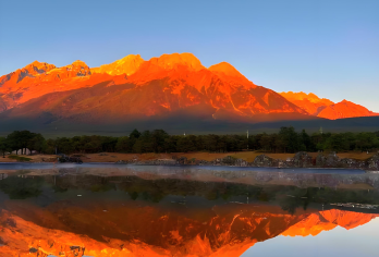 【配合出票】玉龙雪山冰川公园大索道+蓝月谷4-9人小团一日游【[日照金山] 免费升级日照金山（5:30左右） 正常出发(7:00)左右 ！ 自由选择】