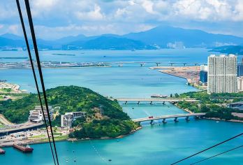 【澳门到香港包车定制游】香港大屿山+尖沙咀+维多利亚港一日游【澳门前往香港，经过港珠澳大桥，上门接送，独立包团游更自由更舒适】