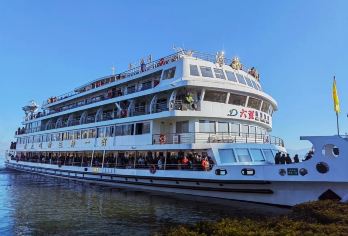 云游慢旅  轻奢小团邂逅慢时光   2-6人私家团【（不用早起，上门接送，精致午餐，行程舒适慢节奏，全程优秀导游服务）】