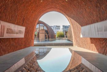 古窑+陶阳里(御窑博物馆)+陶溪川【访非遗技艺、探创意市集】【[古窑]5A景区，历代瓷窑展示、非遗技艺传承】