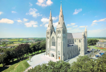 【都柏林city wallk】+市区经典景点游览+中文向导【饱览利菲河的壮丽景色和都柏林的蓬勃生机】