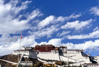 【布达拉宫】3H精讲·6人小团·金牌导游·线路1/2可选【8年以上经验导游带队，深入解析布达拉宫的建筑奥秘与宗教历史，感受雪域圣殿的千年沉淀。】