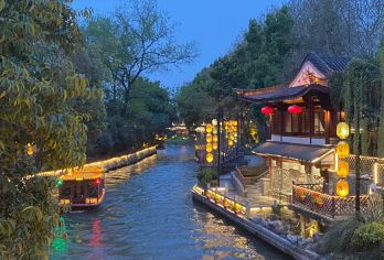 南京牛首山+中华门+游船+大报恩寺+老门东一日游【全程旅游大巴】