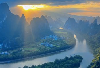 阳朔兴坪古镇打卡20元背景图+相公山+千里江山图+十里画廊【[独立成团]灵活性强，服务更精细，正规营运车，本地司机加深行程中的深度游和体验感】