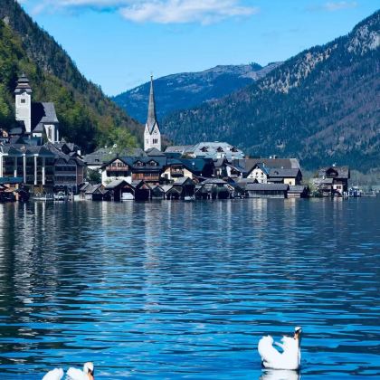 奥地利哈尔施塔特小镇+高萨湖+集市广场一日游【中文包车】