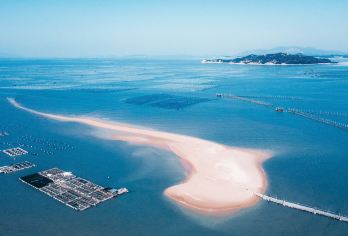 东山岛一日游｜《左耳》南门湾+苏峰山环岛路｜鱼骨沙洲可选【思明区/ 湖里区上门接送・自家发团不转手・资深司机带队・纯玩无购物更安心】