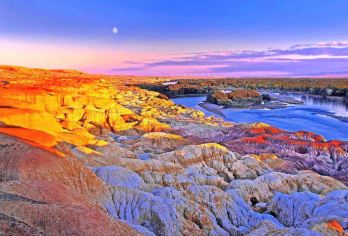 【上门接送 / 北疆童话之旅】喀纳斯+禾木+五彩滩包车游【10小时VIP服务，丰富的文化体验，仙境般的自然景观。】