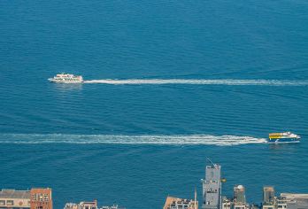香港深度小团一日游·20人团·叮叮车·午晚餐·维港天星小轮【深度体验三大百年交通：叮叮车漫游港岛、太平山缆车、天星小轮】